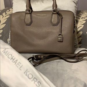 MK handbag/crossbody